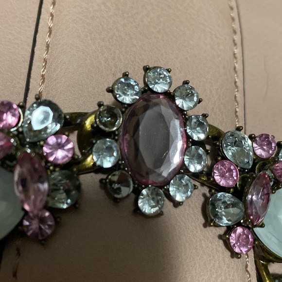 Statement Crossbody Bag - Picture 3 of 3